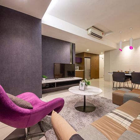 Mulberry Verve Suites Kl Mid Valley كوالالمبور المظهر الخارجي الصورة