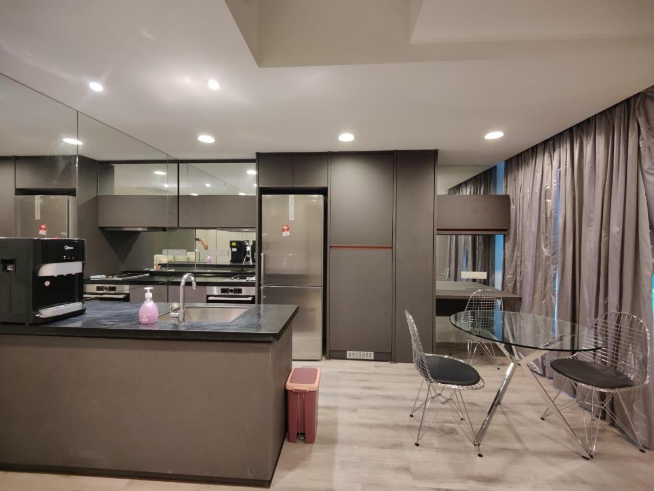 Mulberry Verve Suites Kl Mid Valley كوالالمبور المظهر الخارجي الصورة