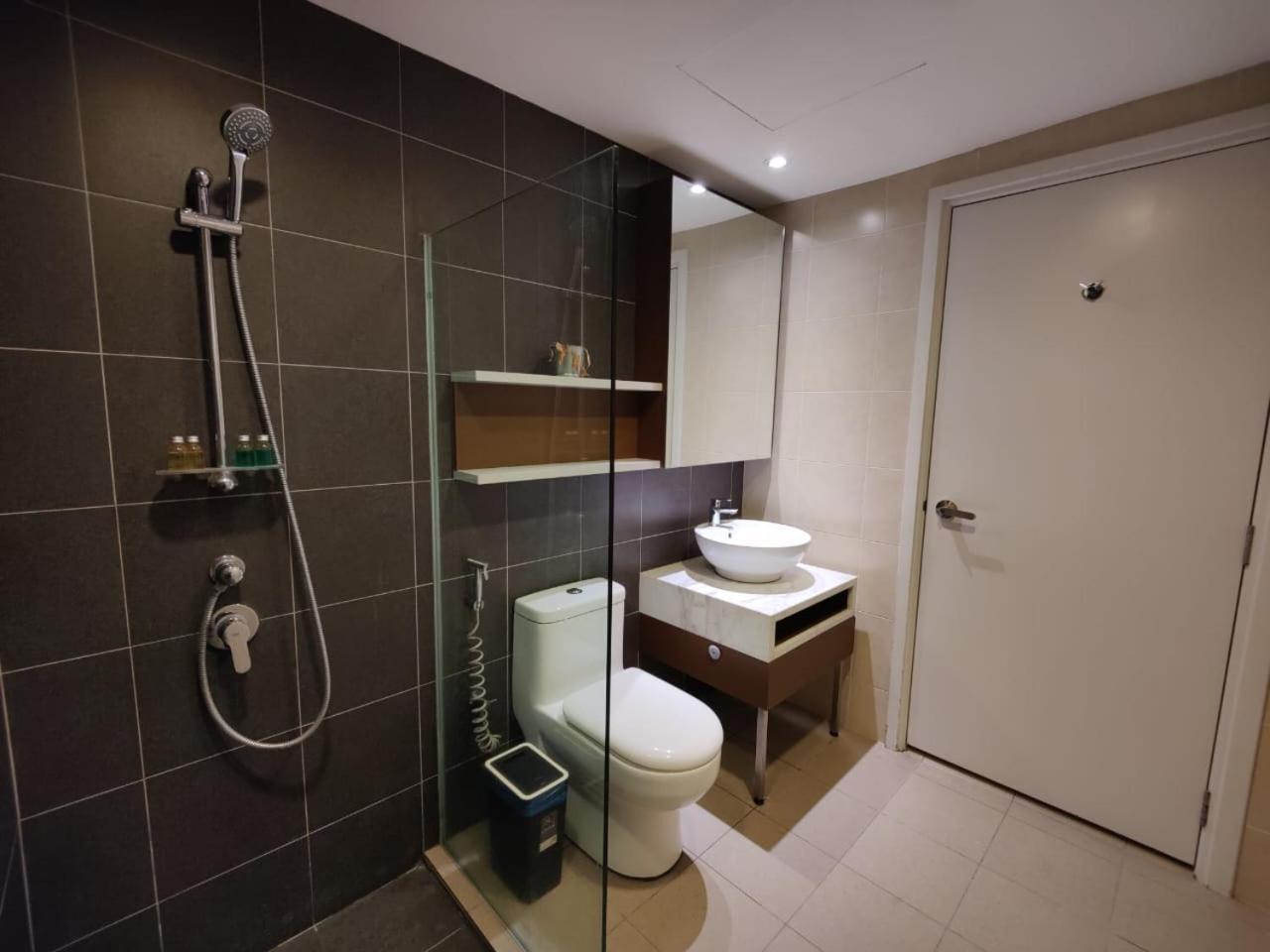Mulberry Verve Suites Kl Mid Valley كوالالمبور المظهر الخارجي الصورة