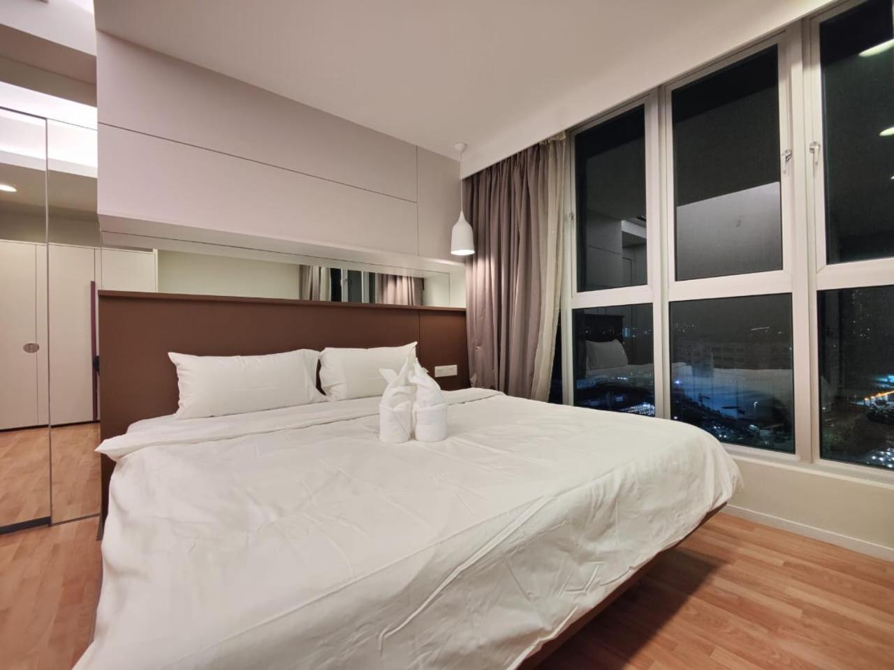 Mulberry Verve Suites Kl Mid Valley كوالالمبور المظهر الخارجي الصورة